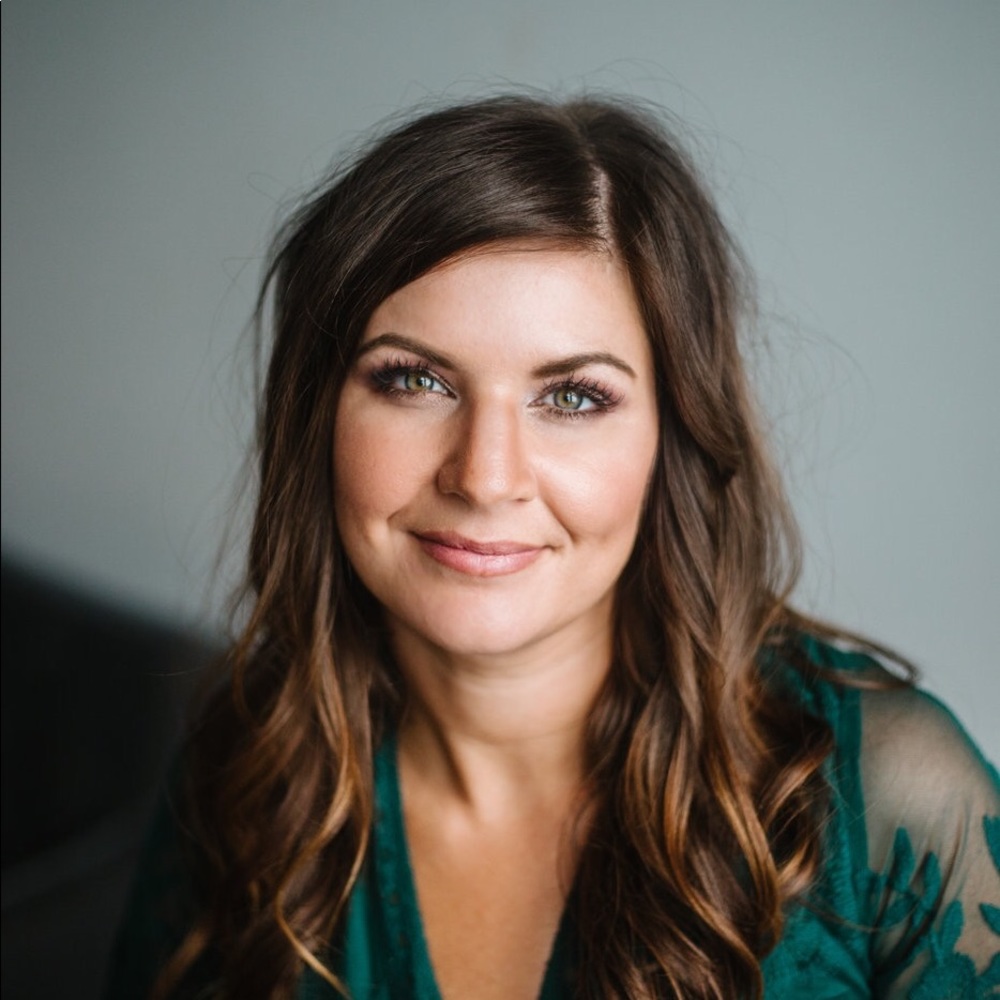 Meet your Posher, Laura